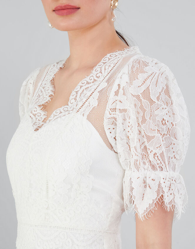 LAST PIECE: 2.7 MT Chantilly Lace With Crystal Beading, Ivory