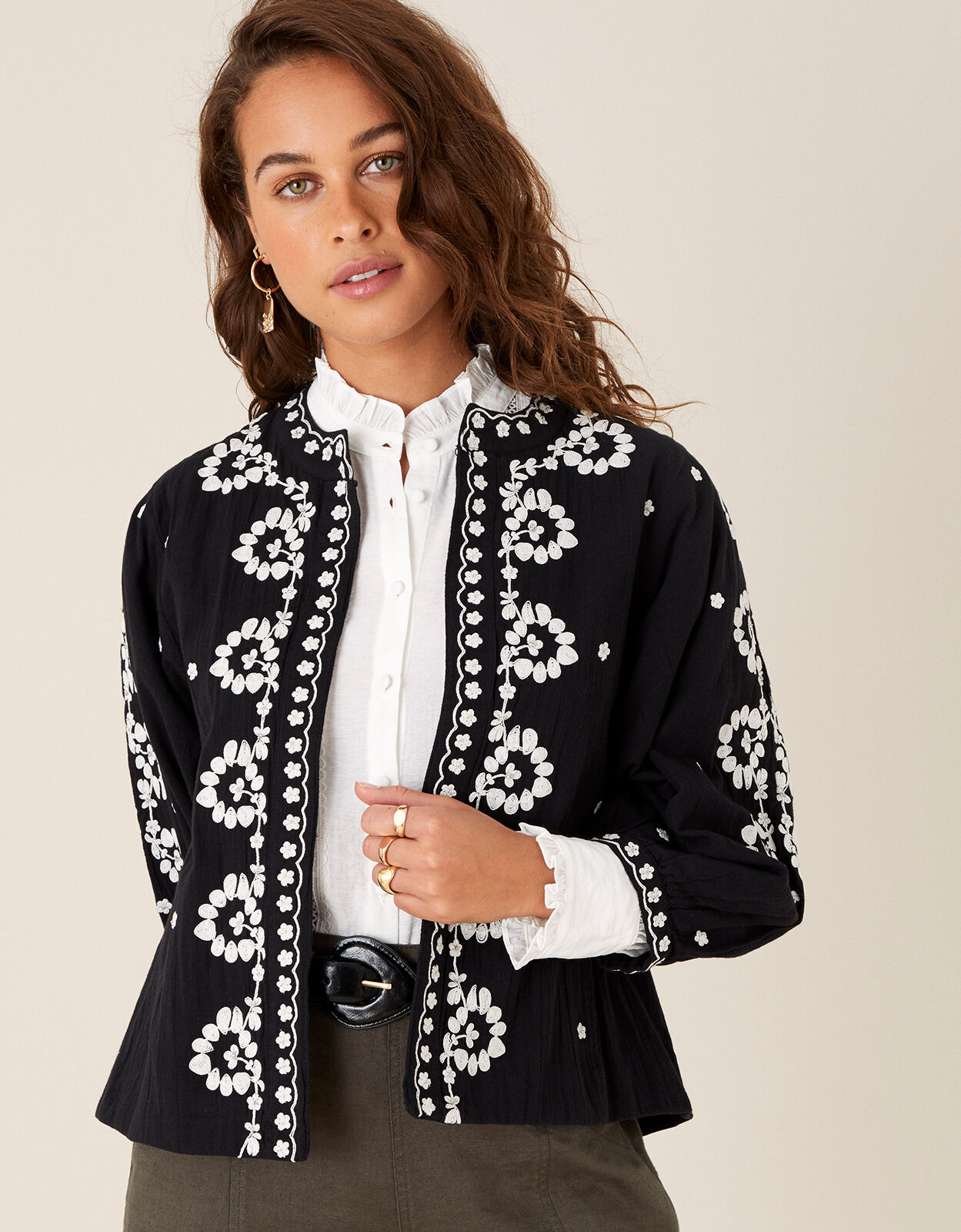 Floral Embroidered Jacket in Organic Cotton Black