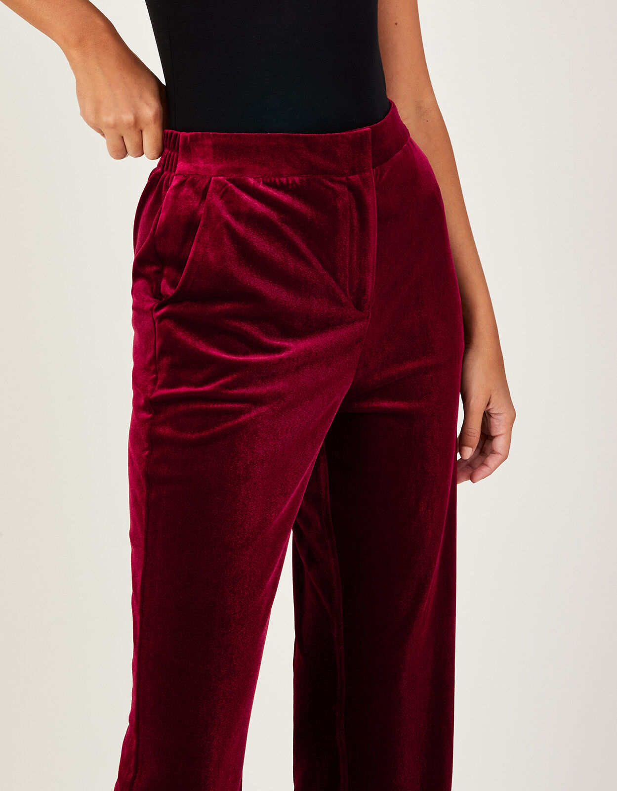 Boutique Moschino Velvet high-waisted Trousers - Farfetch